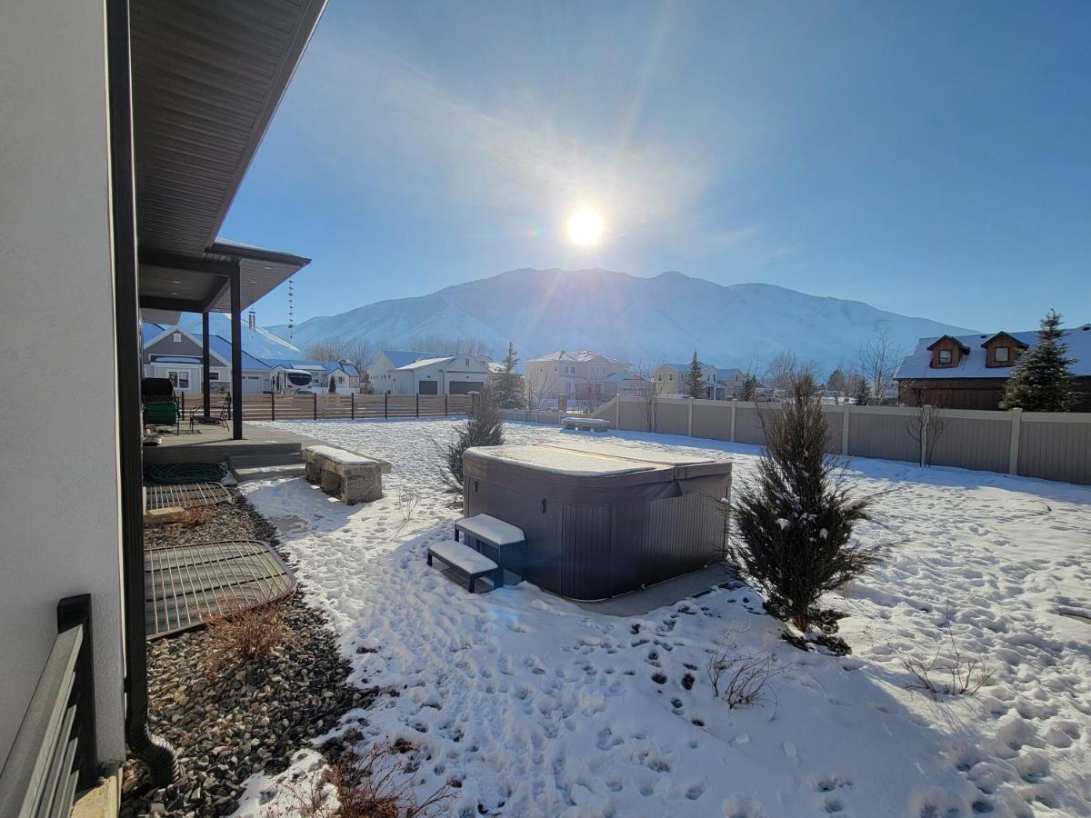 Spacious & Modern Apartment, Close To Universities And Mountains Mapleton Eksteriør bilde